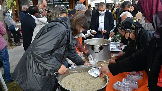 Bahriye Üçok Parkı, Halk Evi ve Türkan Saylan Anıtı açıldı