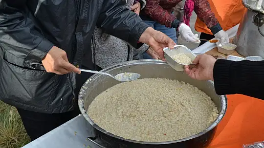 Bahriye Üçok Parkı, Halk Evi ve Türkan Saylan Anıtı açıldı