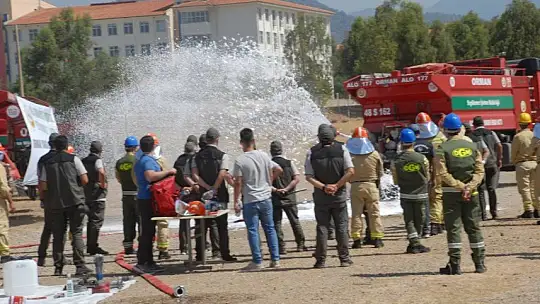 Yangın ekiplerine işbaşı eğitim Tatbikatı