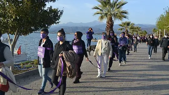 Kadın platformları  yürüyüş etkinliği düzenledi