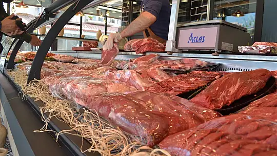 Sürmeli Kasap ve Şarküteri Fethiye halkı ile buluştu