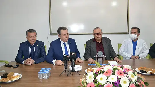 Ftso'dan Esnaf Hastanesi'ne Plaket