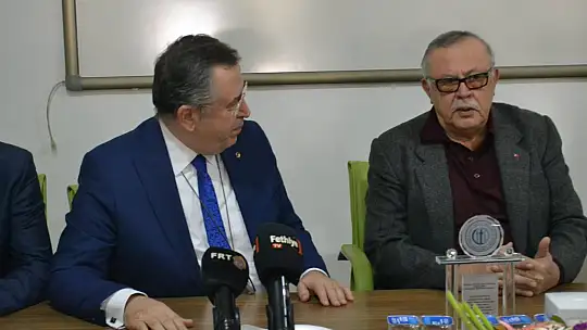 Ftso'dan Esnaf Hastanesi'ne Plaket