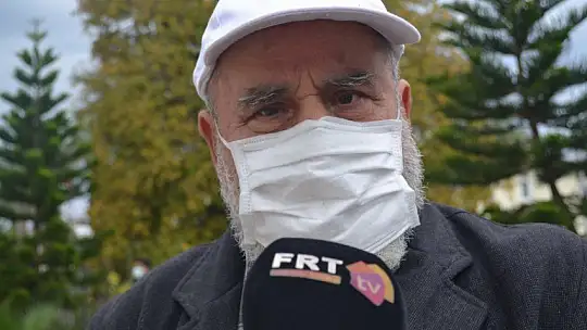 Evlerine en yakın camiye gittiler