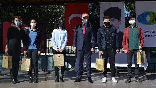 Milletimizin onurlu mücadelesini vurgulayan İstiklal Marşımızın 100. yılı