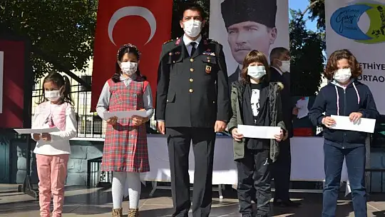 Milletimizin onurlu mücadelesini vurgulayan İstiklal Marşımızın 100. yılı