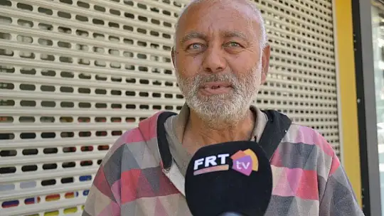 Muaflar dışarıda vatandaşlar evlerde