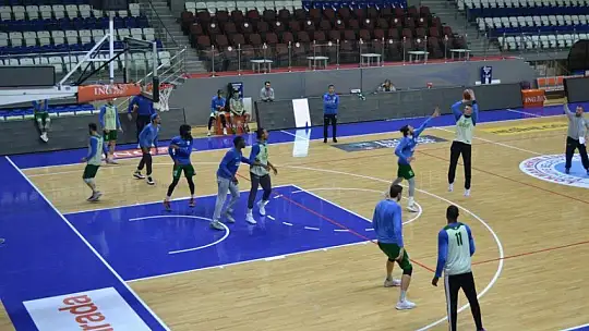 Tarihi maç öncesinde anlamlı ziyaret