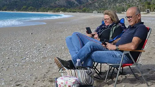 56 saatlik kısıtlamada denize bile girdiler