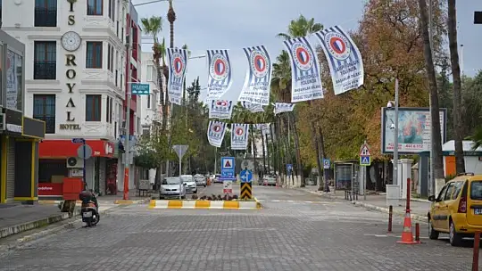 56 saatlik kısıtlamada denize bile girdiler