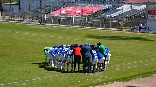 ŞİMŞEKLER EVİNDE PUAN ALAMADI