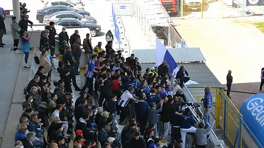 ŞİMŞEKLER EVİNDE PUAN ALAMADI