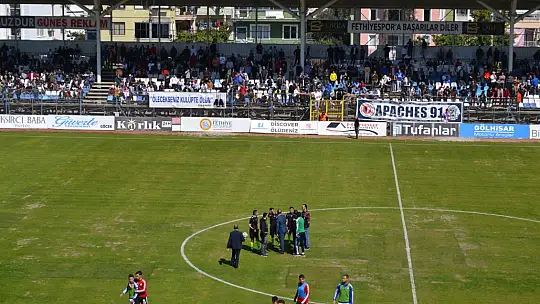 ŞİMŞEKLER EVİNDE PUAN ALAMADI