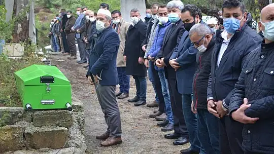 Eski Başkan Son Yolculuğuna Uğurlandı