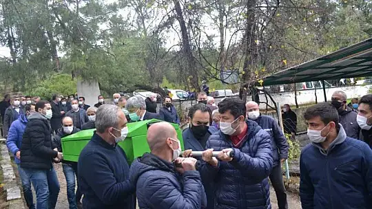 Eski Başkan Son Yolculuğuna Uğurlandı