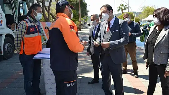 AFAD'ın deprem tırı Fethiye'de
