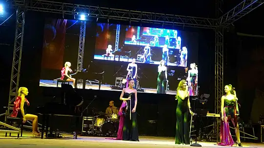 Dünyaca ünlü grup Marmaris'te konser verdi
