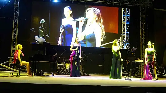 Dünyaca ünlü grup Marmaris'te konser verdi