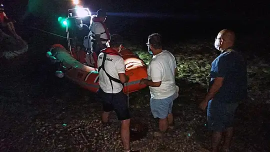 Düzensiz göçmenleri bırakıp gittiler