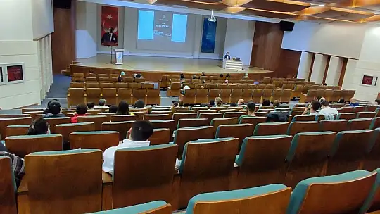 Dünya Beyaz Baston Körler ve Güvenlik Günü Etkinliğinde 'Sosyal Dışlanma' Konulu Söyleşi Yapıldı