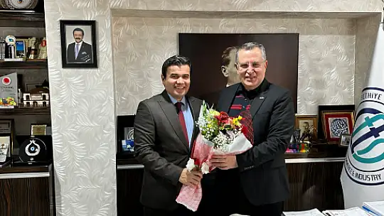 Aday adayı Yiğit, STK'ları ziyaret etti