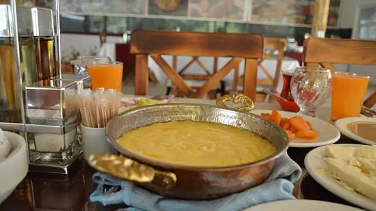 'Kırmızı beyaz et restaurant' misafirlerini bekliyor