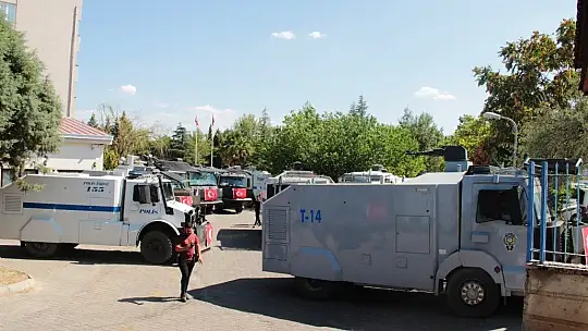 Emniyet'in 'alev savaşçıları'na görkemli uğurlama