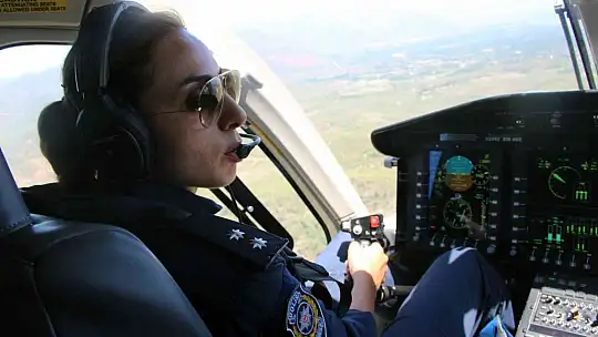 Emniyet'in 'uçan göz'ünü kadın pilot uçurdu