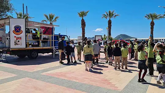 Emniyet kemerinin önemini böyle anladılar