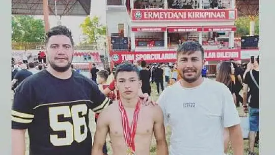 Emre Baran Kırkpınar'dan Köyceğiz'e şampiyon olarak döndü