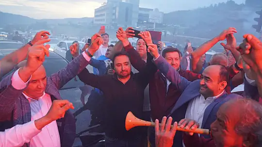 Başkan Akdenizli 'Türkiye Kazandı'