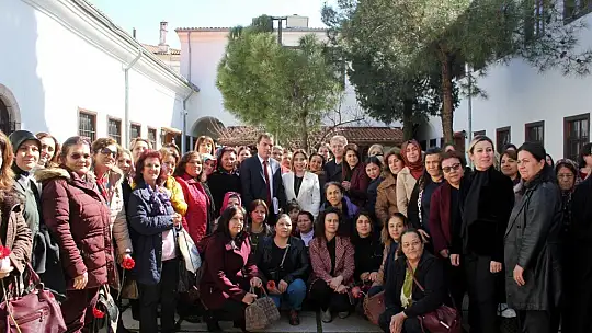 Gökcan, 'AK PARTİ Olarak Biz De Aileye Ve Kadınlarımıza Hak Ettiği Değeri Veriyoruz'