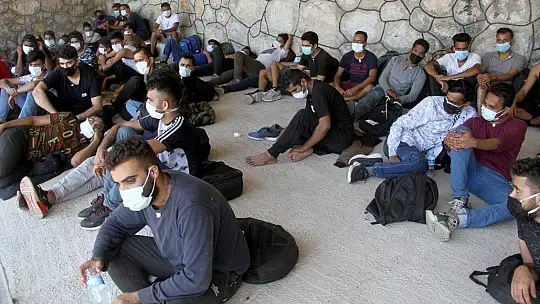 Fethiye'de 82 kaçak göçmen yakalandı