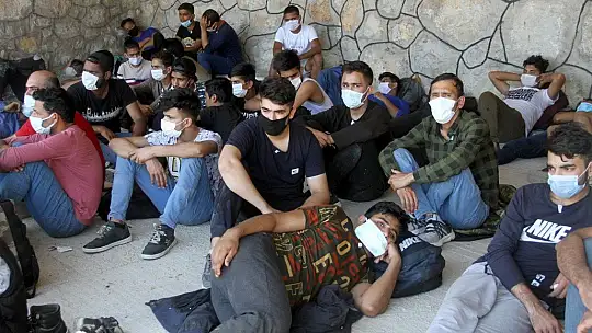 Fethiye'de 82 kaçak göçmen yakalandı