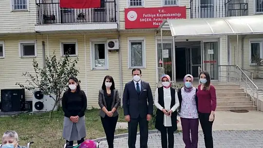 Fethiye'de Huzur Evi sakini opera seslendirdi