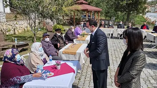 Fethiye'de Huzur Evi sakini opera seslendirdi