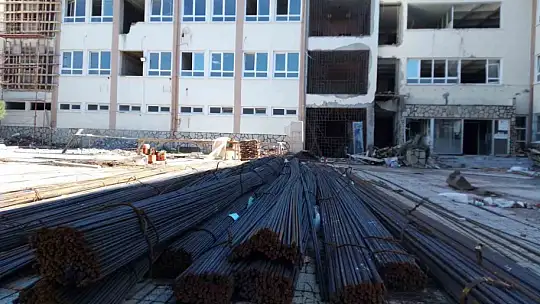 FETHİYE'DE OKULLAR DEPREME KARŞI GÜÇLENDİRİLİYOR