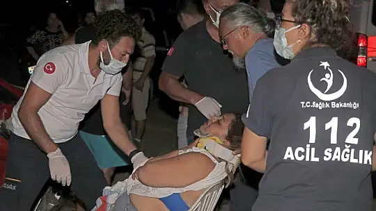 Fethiye'de otomobille kamyonet çarpıştı: 2 yaralı