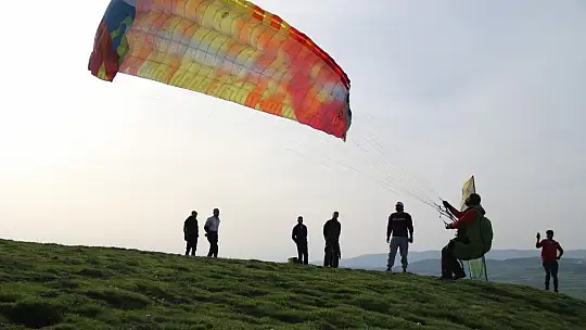 Fethiye'de paraşüt uçuşlarına 'yasak' getirildi