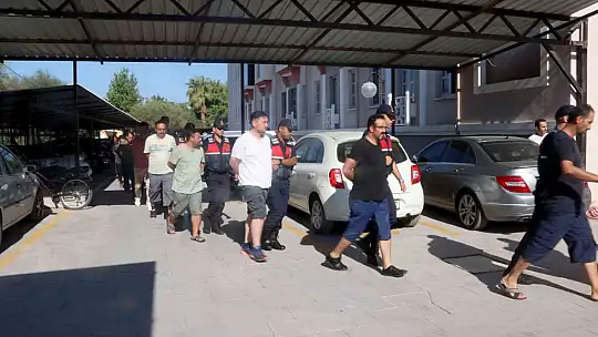 FETHİYE'DEN YUNANİSTAN'A KAÇMAYA ÇALIŞAN FETÖ ŞÜPHELİLERİ YAKALANDI