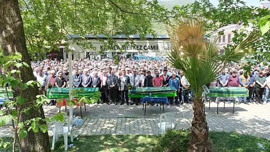 Foseptik çukurunda hayatını kaybeden ikisi kardeş, 4 kişi toprağa verildi