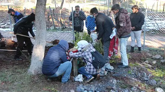 Gamze'nin cenazesi toprağa verildi