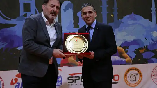 GENÇLER TÜRKİYE FERDİ BOKS ŞAMPİYONASI, ORTACA'DA BAŞLADI