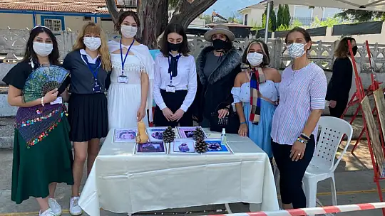 Karaca'dan Göcek Anadolu Lisesi'ne ziyaret