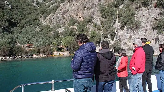 Göcek'te koylardaki kaçak yapılaşma yerinde incelendi