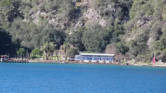 Göcek'te koylardaki kaçak yapılaşma yerinde incelendi