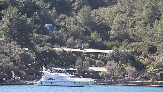 Göcek'te koylardaki kaçak yapılaşma yerinde incelendi