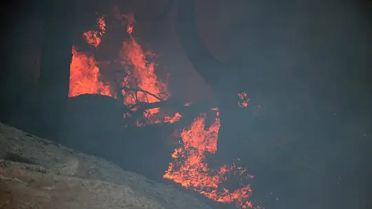 Gökbel Dağları alev alev yanıyor