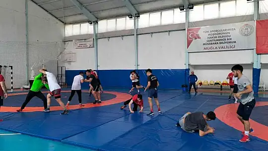 GREKOROMEN YILDIZLAR GÜREŞ MİLLİ TAKIMI'NIN KÖYCEĞİZ KAMPI SÜRÜYOR