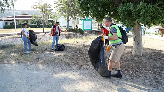Gümbet Dolgu Alanı Temizlendi